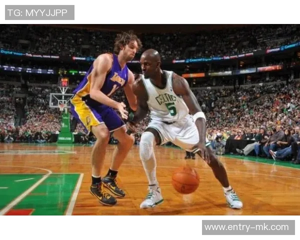 加内特力挺保罗加盟火箭称他仍能为其他球队带来价值